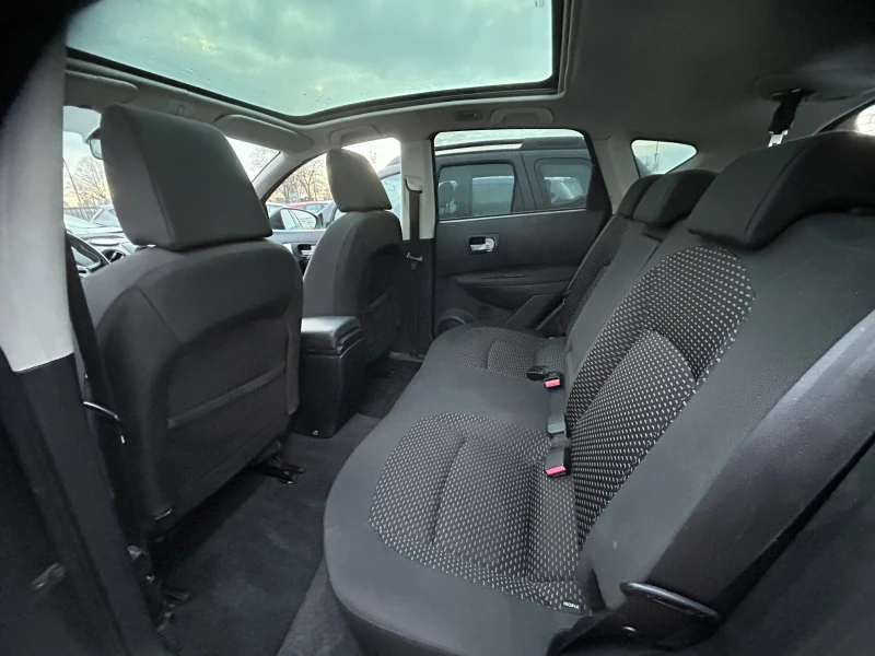 Nissan Qashqai 1.6i/ВЕРИГА МОТОР/116К.С./ПАНОРАМА, снимка 11 - Автомобили и джипове - 52957360