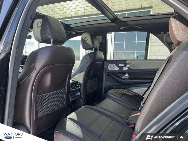 Mercedes-Benz GLE 350 AMG PK| 7 PASS| PANO| NIGHT PK| HEAD-UP| DISTRONIK, снимка 15 - Автомобили и джипове - 53294827