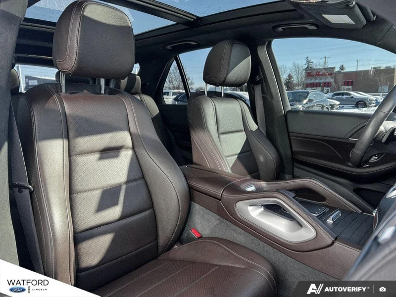 Mercedes-Benz GLE 350 AMG PK| 7 PASS| PANO| NIGHT PK| HEAD-UP| DISTRONIK, снимка 13 - Автомобили и джипове - 53294827