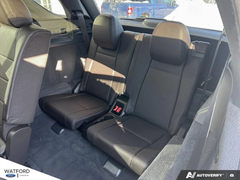 Mercedes-Benz GLE 350 AMG PK| 7 PASS| PANO| NIGHT PK| HEAD-UP| DISTRONIK, снимка 16 - Автомобили и джипове - 53294827