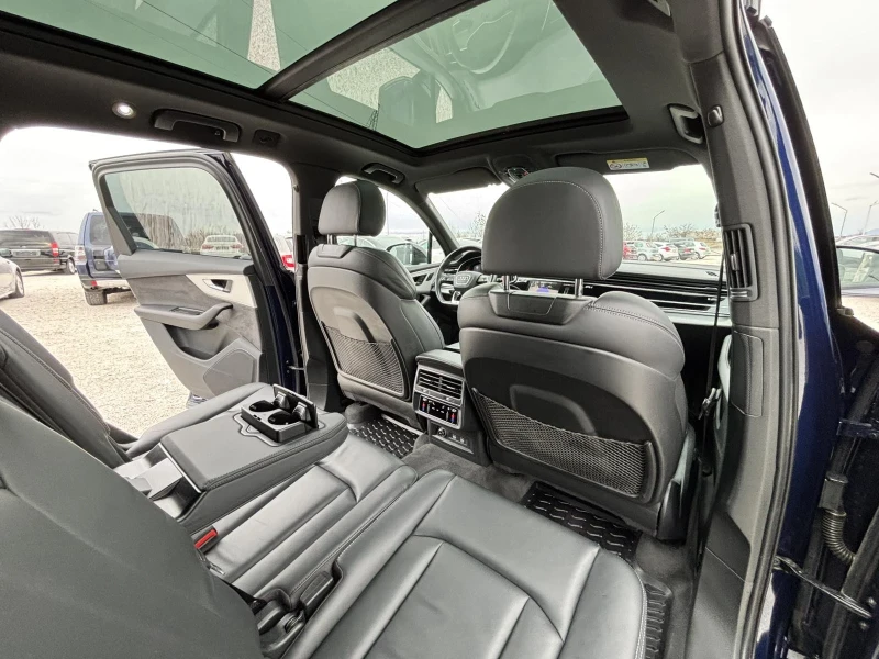 Audi Q7 3XS LINE+ /5.0TDI/PANORAMA/PODGREV/MAXX FULL, снимка 17 - Автомобили и джипове - 53307338
