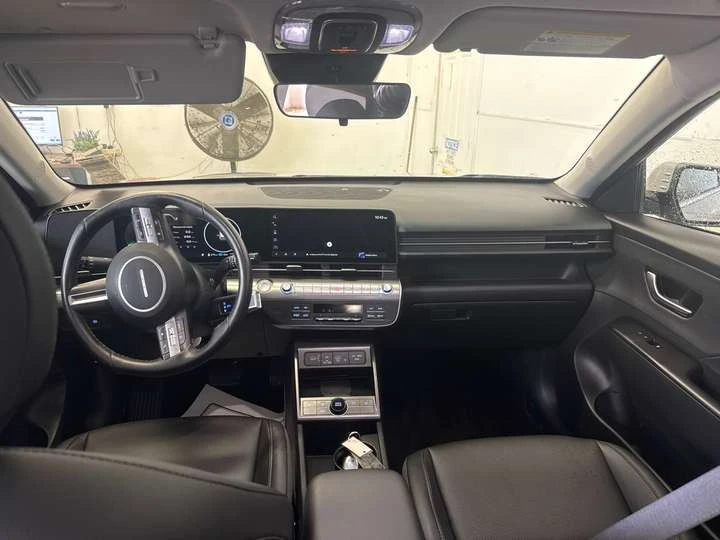 Hyundai Kona PREFERRED/TREND/LEATHER/ROOF/NAV/OFF HYUNDAI LEASE, снимка 10 - Автомобили и джипове - 53736504