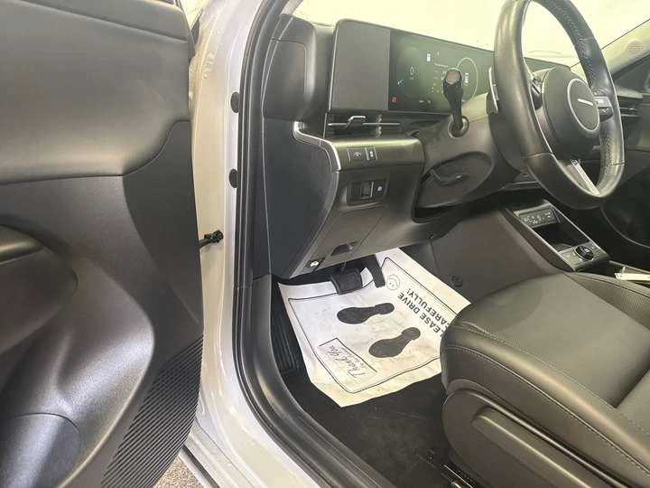 Hyundai Kona PREFERRED/TREND/LEATHER/ROOF/NAV/OFF HYUNDAI LEASE, снимка 15 - Автомобили и джипове - 53736504