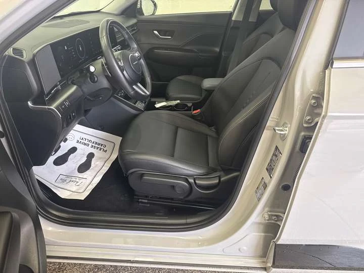 Hyundai Kona PREFERRED/TREND/LEATHER/ROOF/NAV/OFF HYUNDAI LEASE, снимка 12 - Автомобили и джипове - 53736504