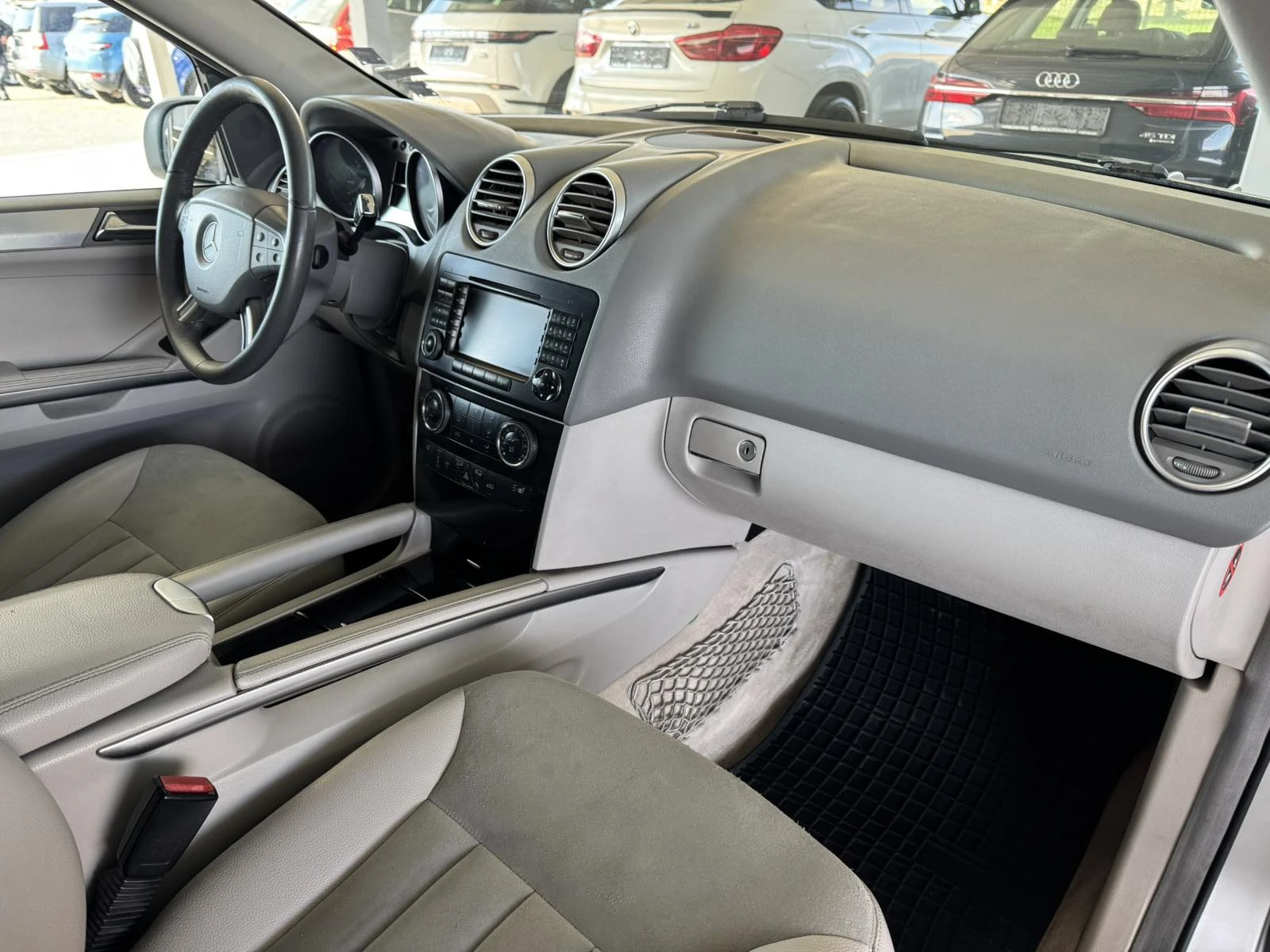 Mercedes-Benz ML 320 CDI* 224ps* 4M* КОЖА* НАВИ* КАМЕРА*  - изображение 10