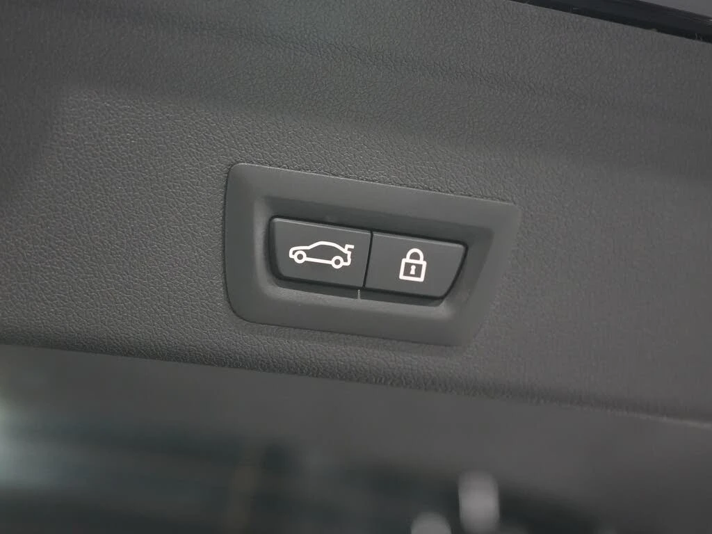 BMW X6 xDrive40i* AWD* ����������* (���� �� ��) | Mobile.bg � ����������� 16