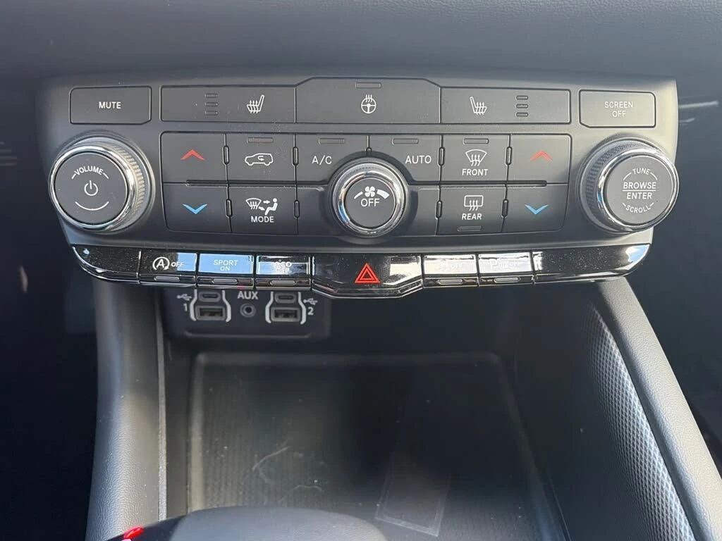 Dodge Durango GT* AWD* АвтоКредит* (ЦЕНА ДО БГ), снимка 13 - Автомобили и джипове - 54113849