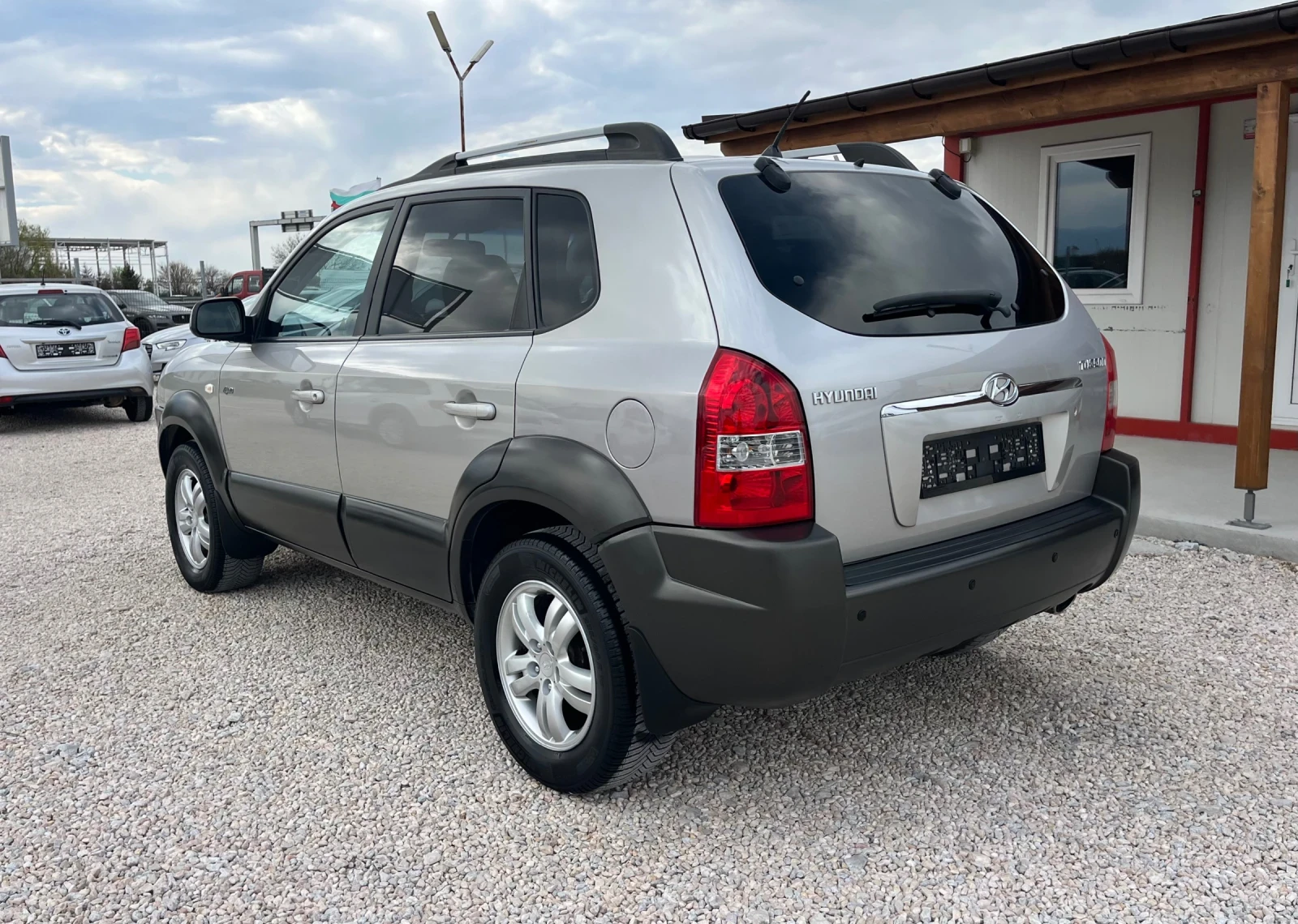 Hyundai Tucson 4WD* 2.0i* 141k.c* ГАЗ* , снимка 3 - Автомобили и джипове - 54151679