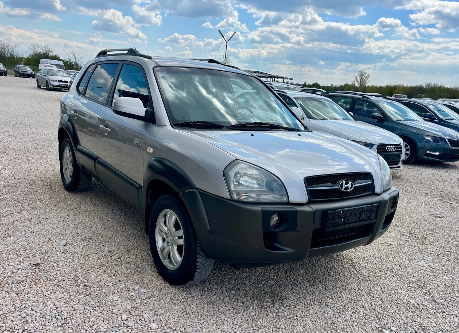 Hyundai Tucson 4WD* 2.0i* 141k.c* ГАЗ* , снимка 2 - Автомобили и джипове - 54151679