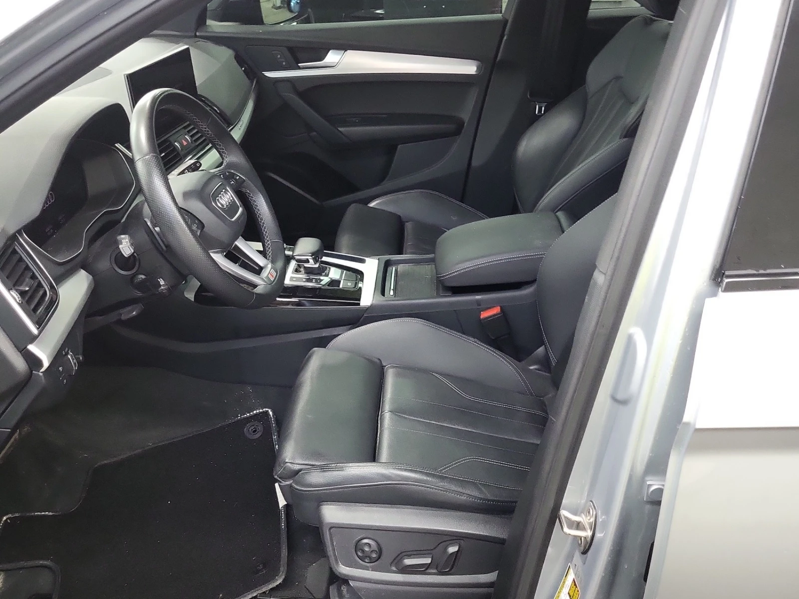 Audi Q5 PROGRESSIV * S LINE * CARFAX * , снимка 5 - Автомобили и джипове - 54903870
