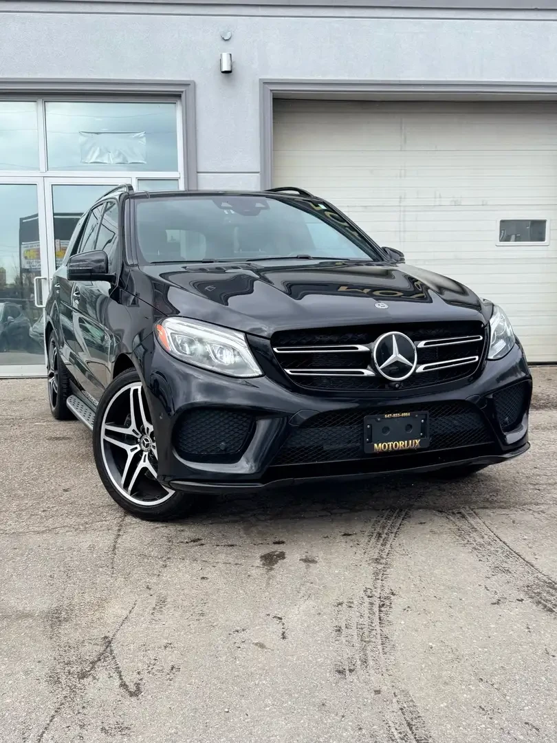 Mercedes-Benz GLE 500 550/ 4MATIC AMG LINE/360CAM/PANORAMA/SHADOW LINE/, снимка 3 - Автомобили и джипове - 55152082