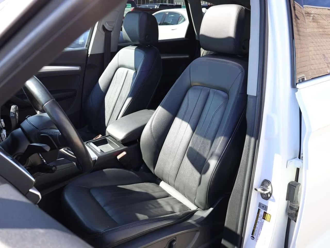 Audi Q5 * PROGRESSIV AWD CERTIFIED * ACCIDENT FREE* CAMERA, снимка 14 - Автомобили и джипове - 55152343