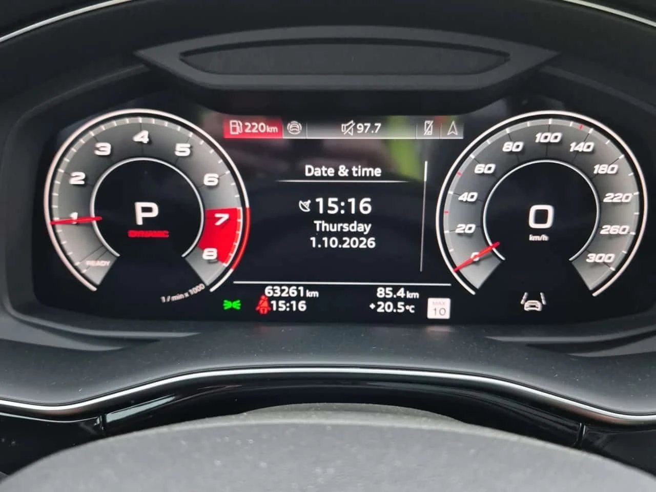 Audi SQ7 MATRIX| MASSAGE| ВЪЗДУХ| B&O| 2 КЛЮЧА| , снимка 9 - Автомобили и джипове - 56324357