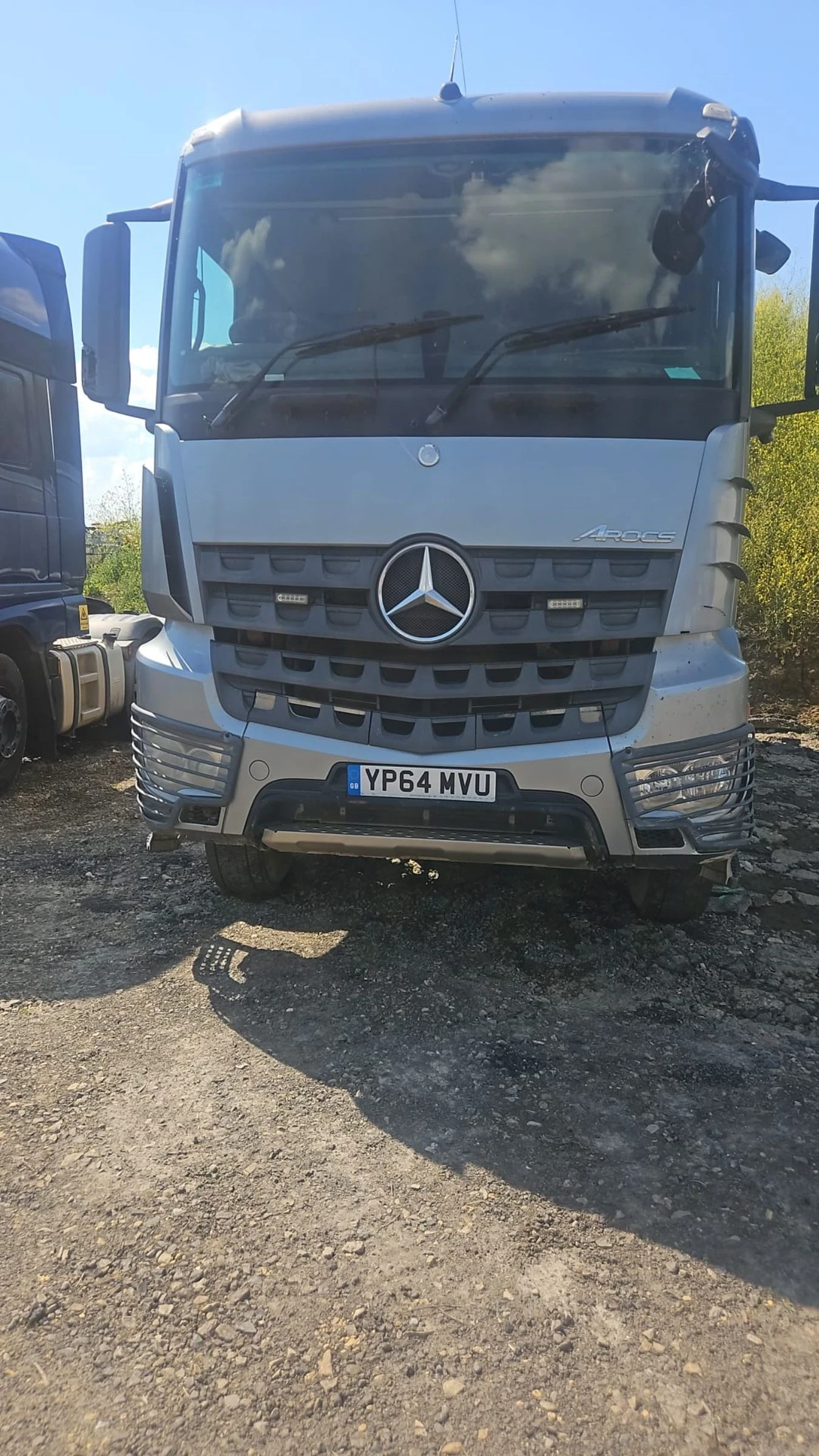 Mercedes-Benz 2229