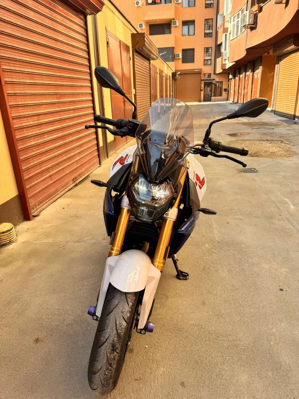 BMW F 900R - изображение 5