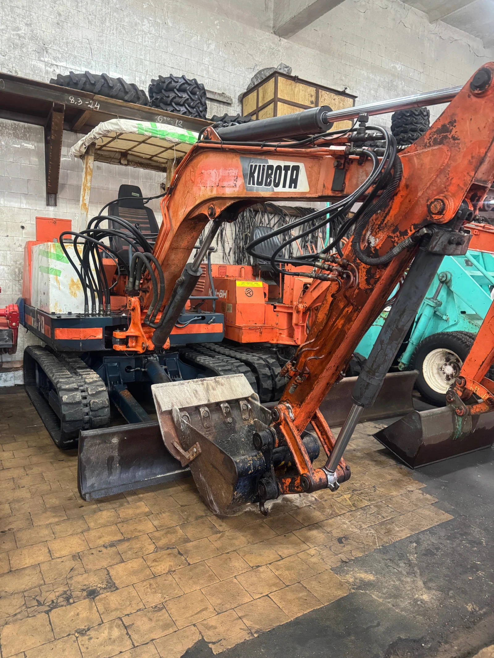 ������� Kubota KH70 | Mobile.bg � ����������� 1