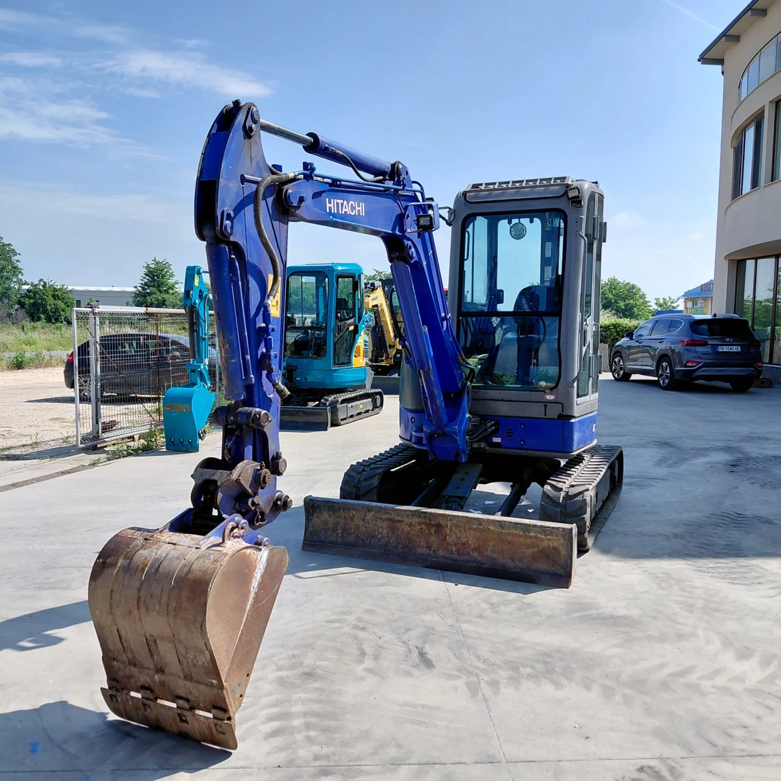 ����� Hitachi ZX35U * ��������, ������������, ����� *  | Mobile.bg � ����������� 8