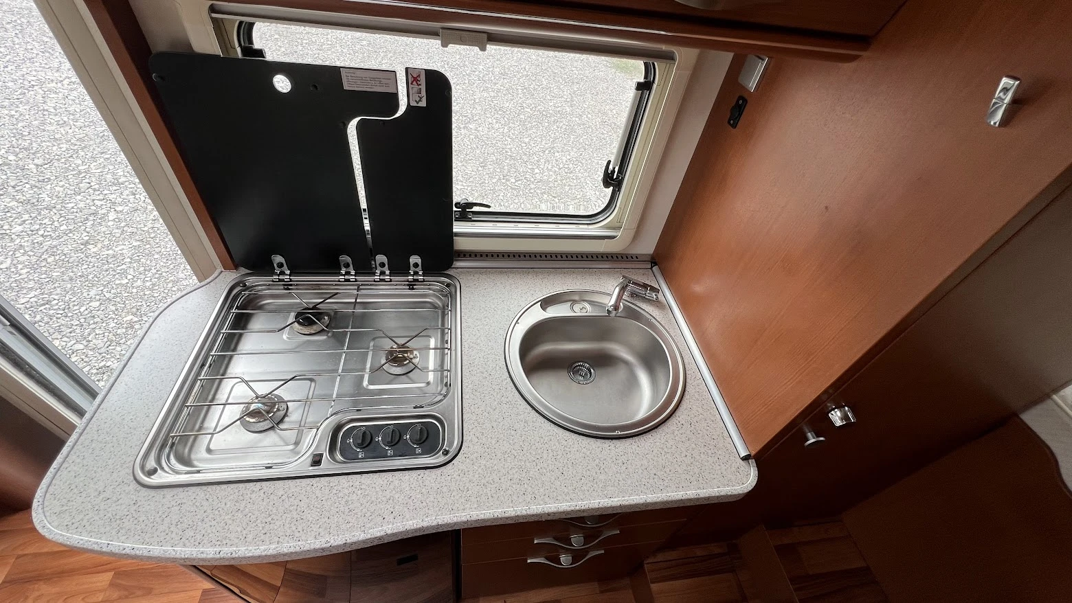 Кемпер HYMER / ERIBA B514, снимка 10 - Каравани и кемпери - 56251863