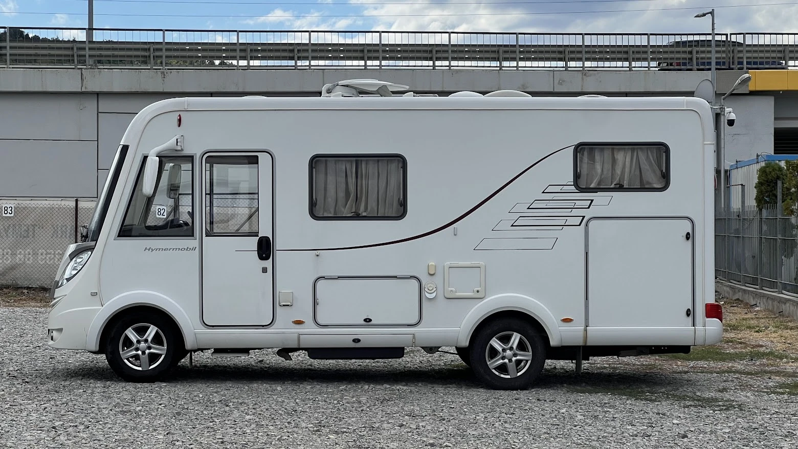 Кемпер HYMER / ERIBA B514, снимка 2 - Каравани и кемпери - 56251863