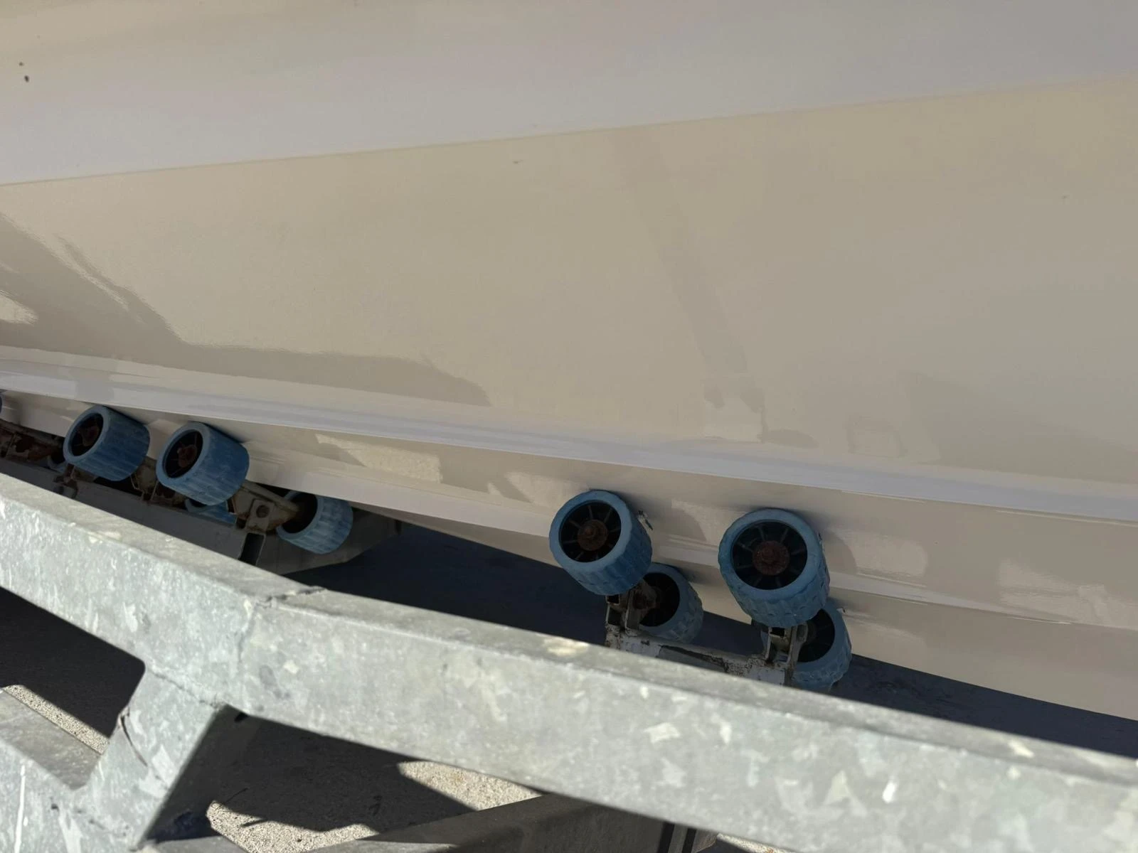 ��������� ����� Zodiac ALSON | Mobile.bg � ����������� 12