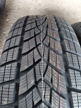 Гуми Зимни 255/65R18, снимка 5