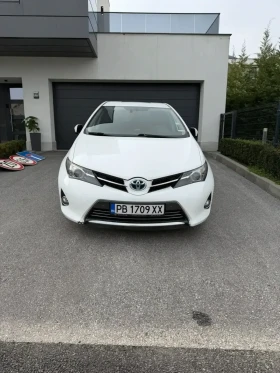 Toyota Auris Хибрид, снимка 1