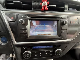 Toyota Auris Хибрид, снимка 9