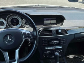 Mercedes-Benz C 300 ПОДГРЕВ * ПАНОРАМА * КЛИП * ПРЕДСТАВИТЕЛСТВО, снимка 10