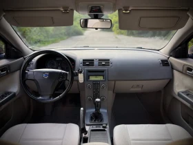 Volvo V50 * D2 * 115к.с * СЕРВИЗНА ИСТОРИЯ * МЪРТВА ТОЧКА * , снимка 10