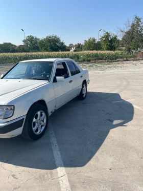 Mercedes-Benz 124, снимка 3