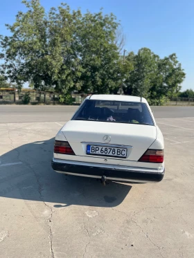 Mercedes-Benz 124, снимка 4