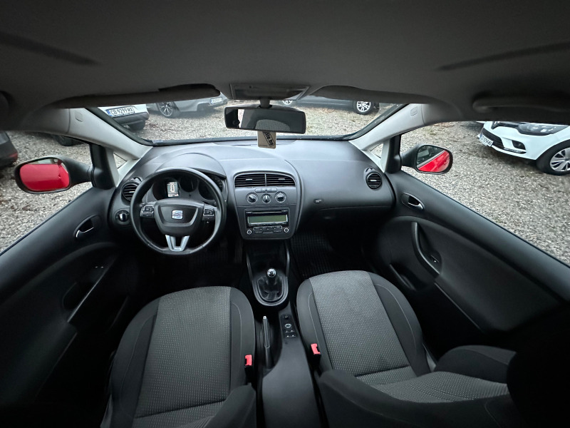 Seat Altea 1.9 TDI **FACELIFT** 4x4 **, снимка 9 - Автомобили и джипове - 43007594