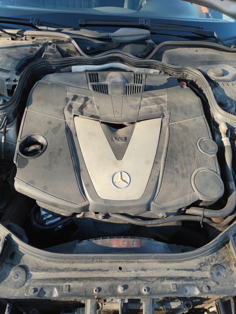 Mercedes-Benz E 320 V6 7G , снимка 14 - Автомобили и джипове - 44089537
