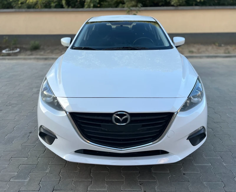 Mazda 3 2.0i SkyActiv, снимка 2 - Автомобили и джипове - 47536676