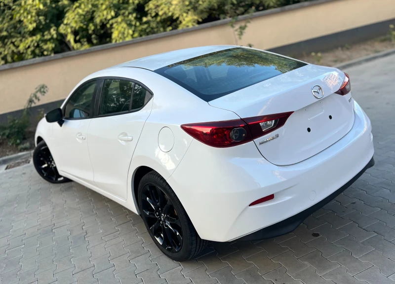 Mazda 3 2.0i SkyActiv, снимка 4 - Автомобили и джипове - 47536676