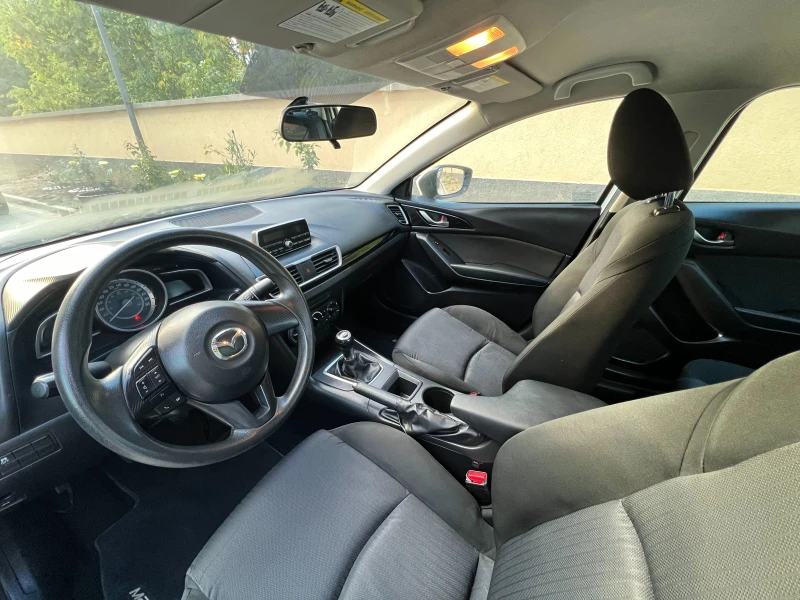 Mazda 3 2.0i SkyActiv, снимка 10 - Автомобили и джипове - 47536676