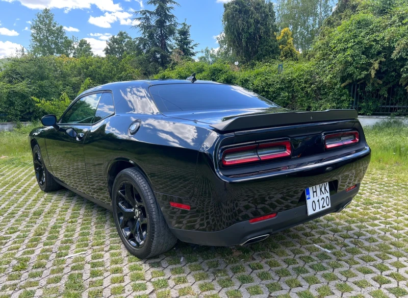 Dodge Challenger 3.6 SXT, снимка 6 - Автомобили и джипове - 47609476