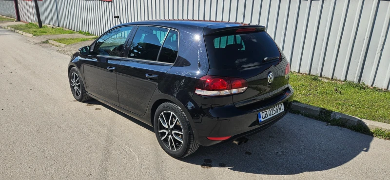 VW Golf 2.0 TDI, снимка 3 - Автомобили и джипове - 47951792