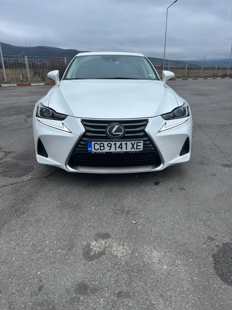 Lexus IS 300, снимка 1 - Автомобили и джипове - 48210523