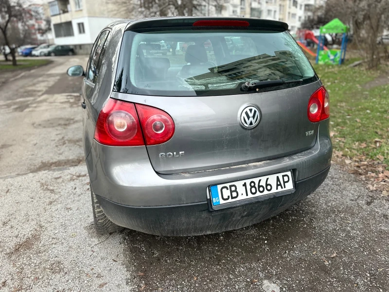 VW Golf V КОЖА, снимка 3 - Автомобили и джипове - 48496814