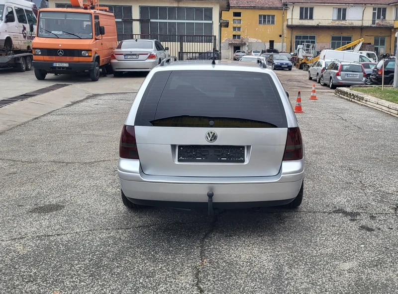 VW Golf 1.9 tdi 101к.с., снимка 3 - Автомобили и джипове - 48591513