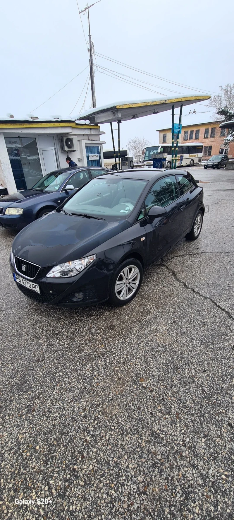 Seat Ibiza, снимка 1 - Автомобили и джипове - 48698320