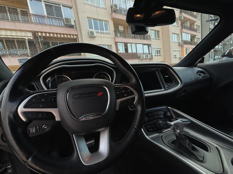 Dodge Challenger, снимка 7 - Автомобили и джипове - 52260179