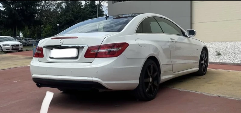 Mercedes-Benz E 350 CDI, снимка 5 - Автомобили и джипове - 52296823