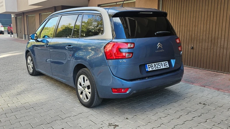 Citroen Grand C4 Picasso 1.2 Petrol 7 места, снимка 3 - Автомобили и джипове - 52729445
