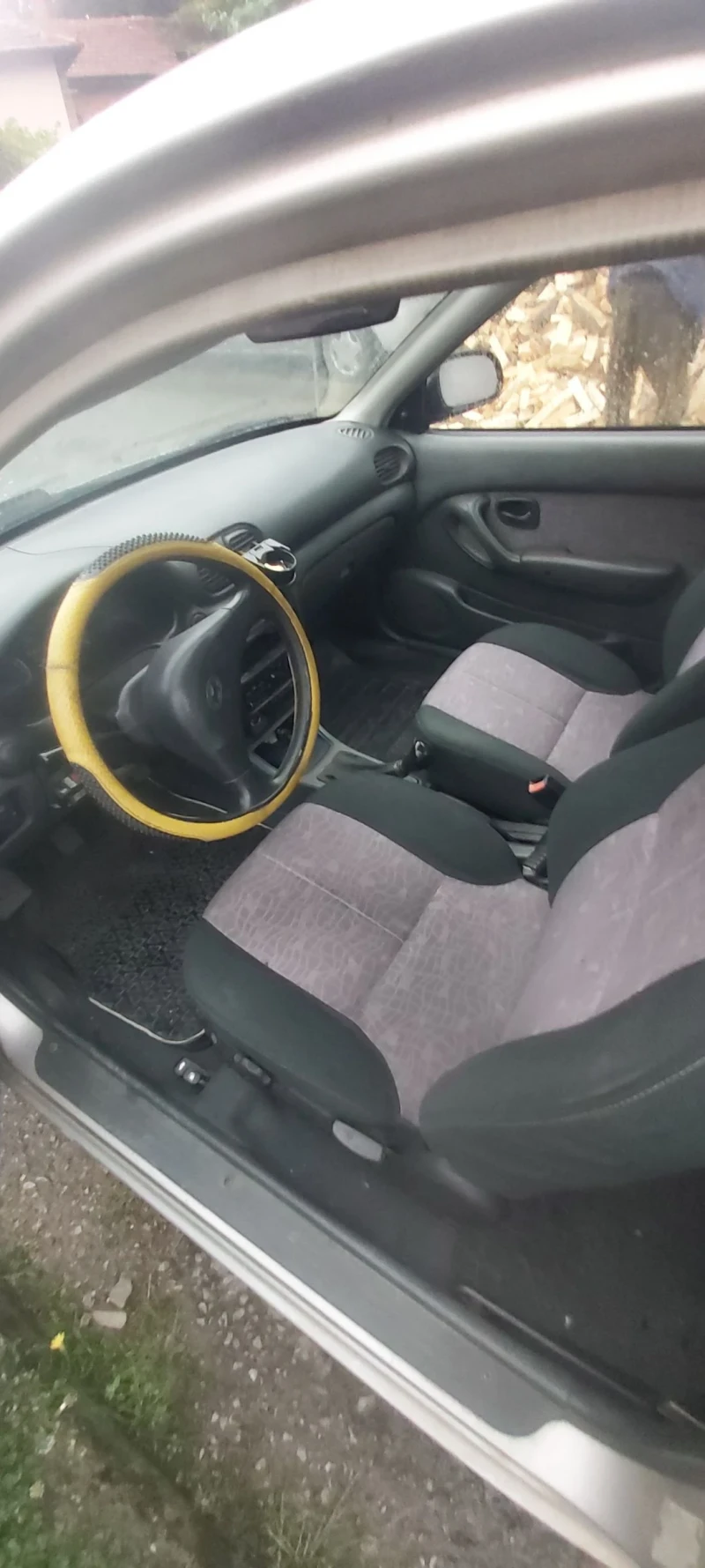 Hyundai Accent 1.3 Газ. Уредба, снимка 8 - Автомобили и джипове - 52241707