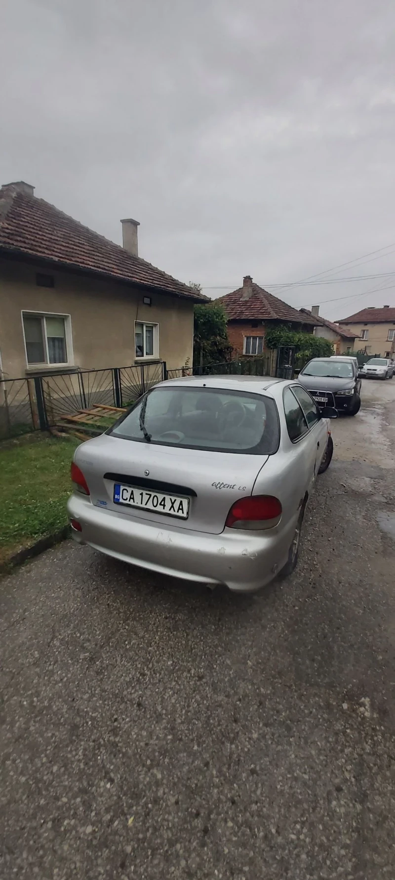 Hyundai Accent 1.3 Газ. Уредба, снимка 6 - Автомобили и джипове - 52241707
