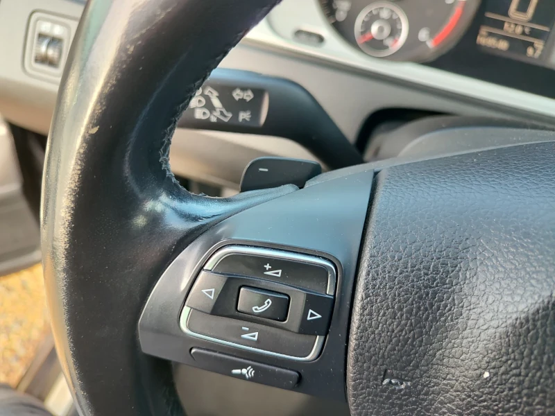 VW Passat 2.0TDI 4?4, снимка 13 - Автомобили и джипове - 52737721