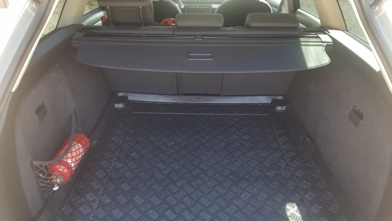 Audi A4 3.00 tdi quattro, снимка 10 - Автомобили и джипове - 52776062