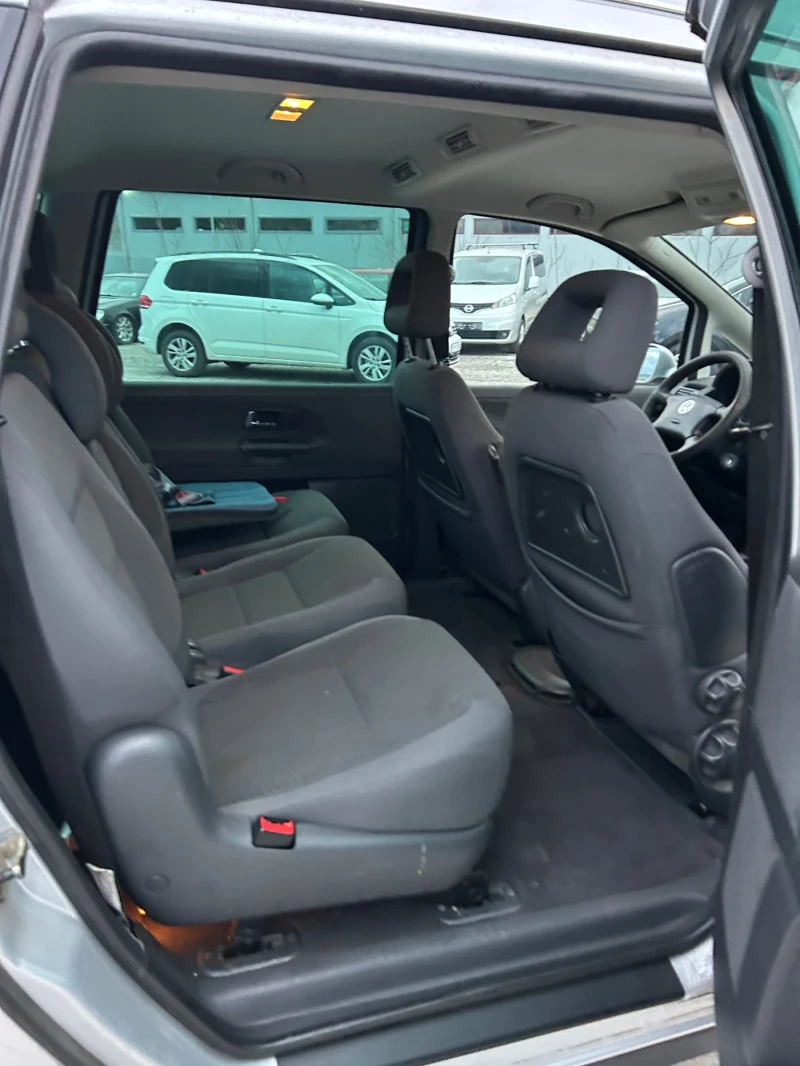 VW Sharan 1.8T 150ps 7МЕСТА, снимка 15 - Автомобили и джипове - 52968184